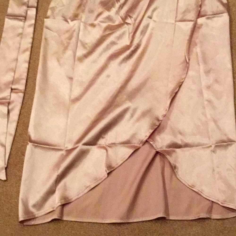 New Satin Evening dress - Picture 6 of 14